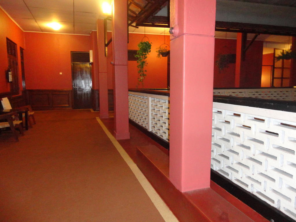 Shalimar Hotel 2*